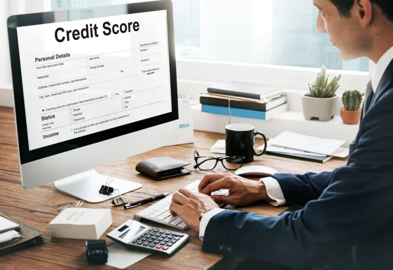 Écran affichant la mention « Credit Score ».